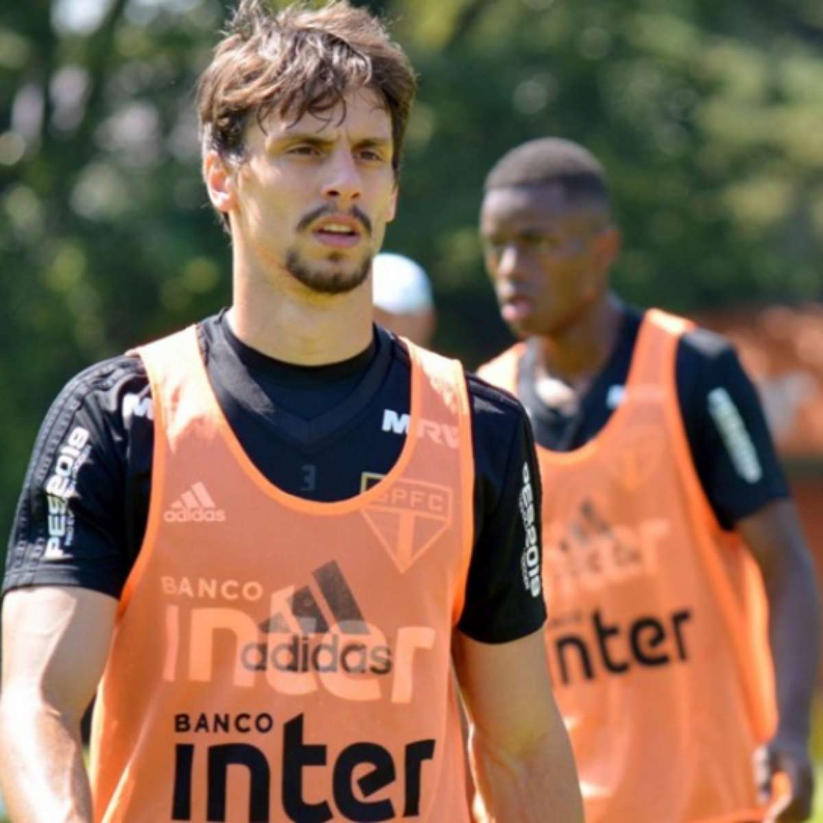 Rodrigo Caio deve jogar na Itália e Inter de Milão é opção mais