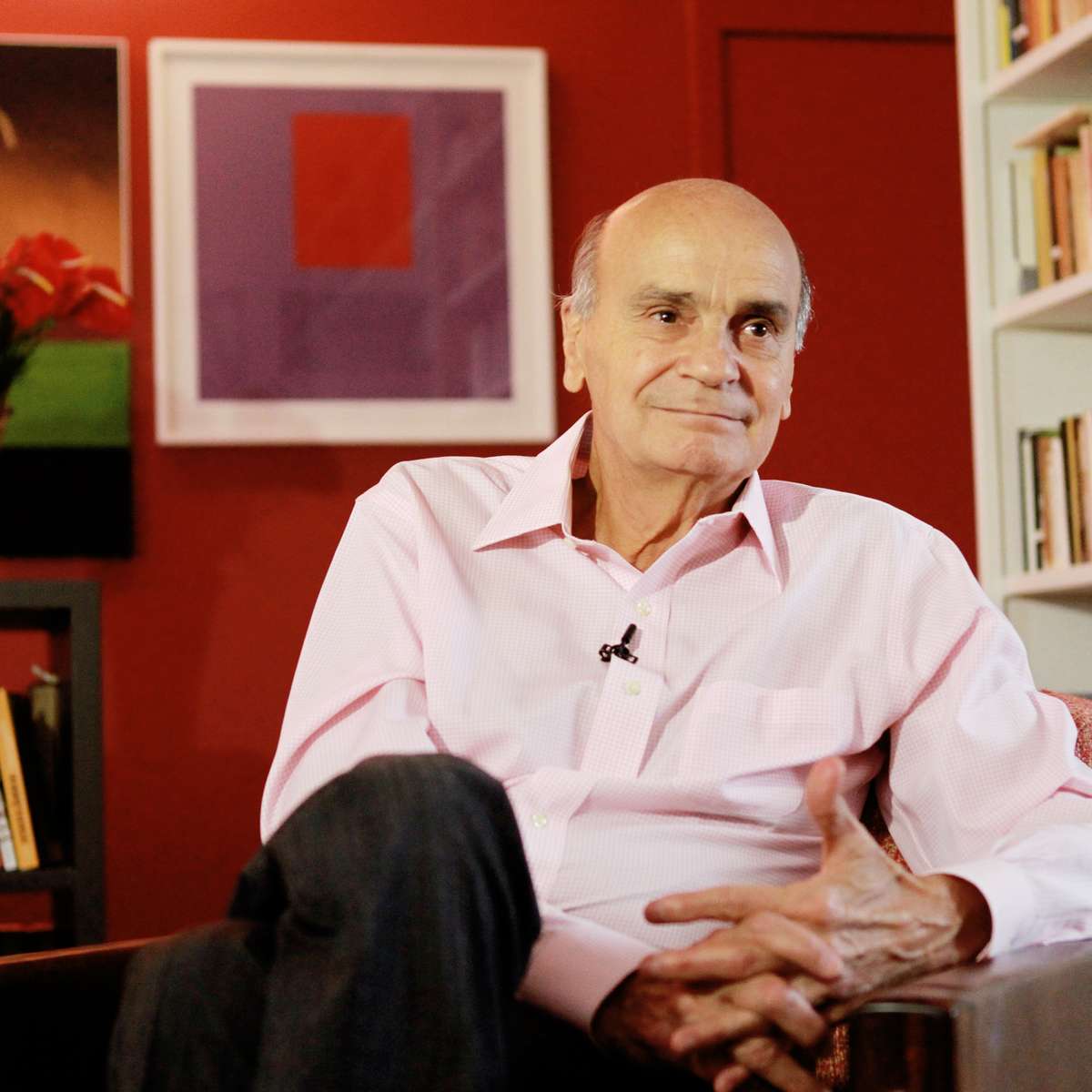 Não fumo maconha", diz Drauzio Varella em nova série