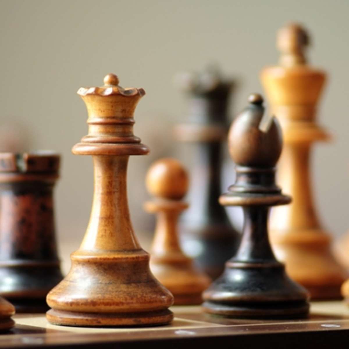 Gambito da Rainha: lógica do xadrez e as estratégias de Marketing