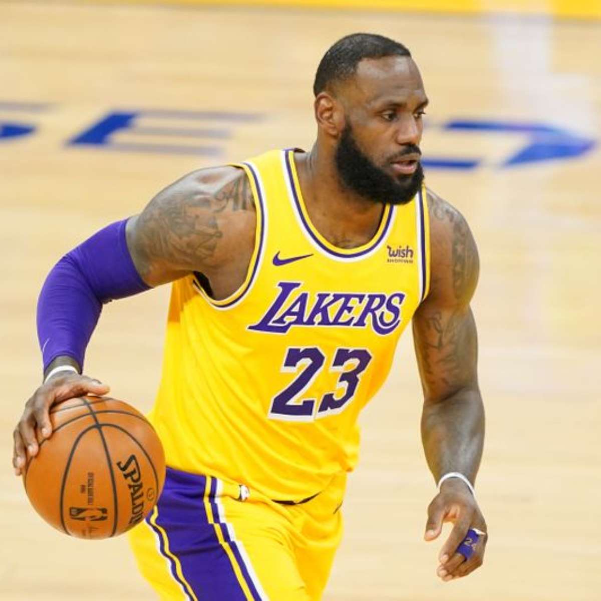 Lakers Mavericks: onde assistir o jogo da NBA ao vivo