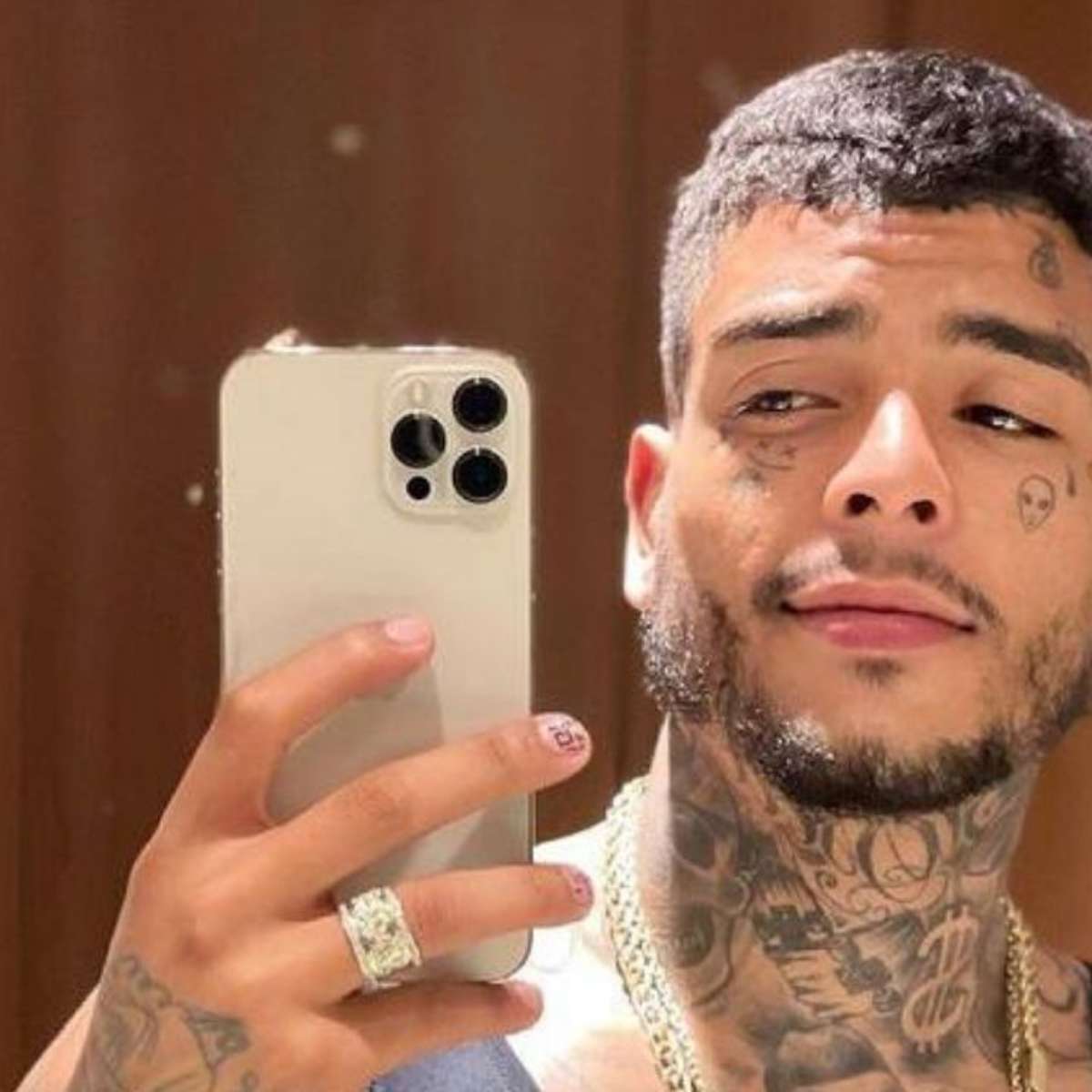 MC Kevin estaria fazendo sexo na varanda antes da queda, diz testemunha