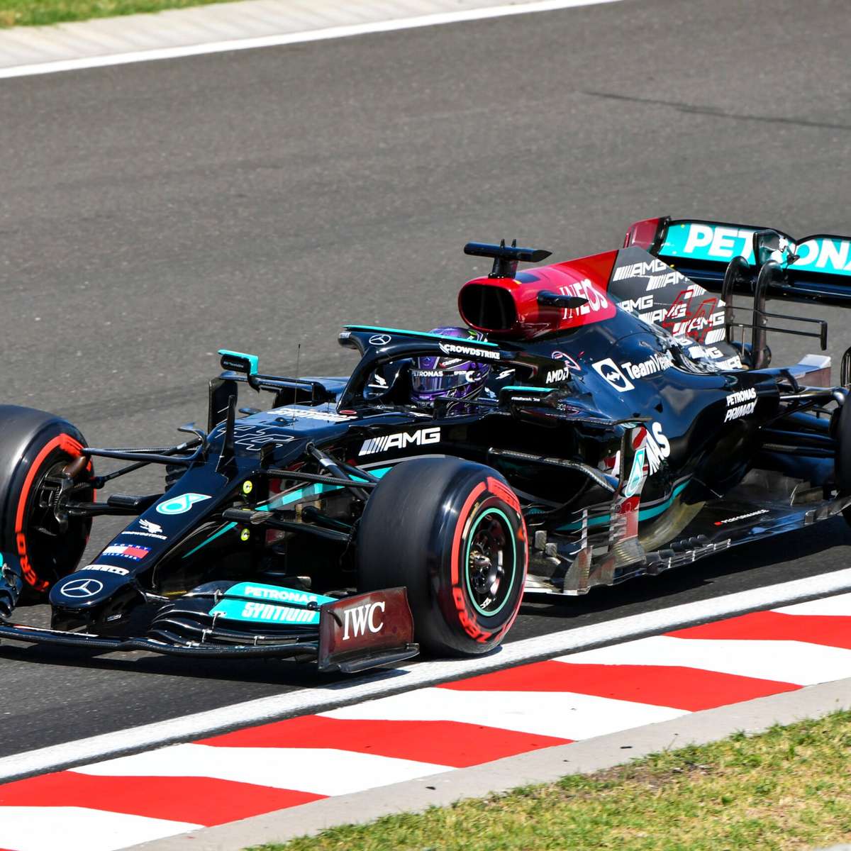 Leclerc na frente e Verstappen fora do top-10 nos treinos livres na Hungria  - Fórmula 1 - Grande Prêmio - Fórmula 1 - Grande Prêmio