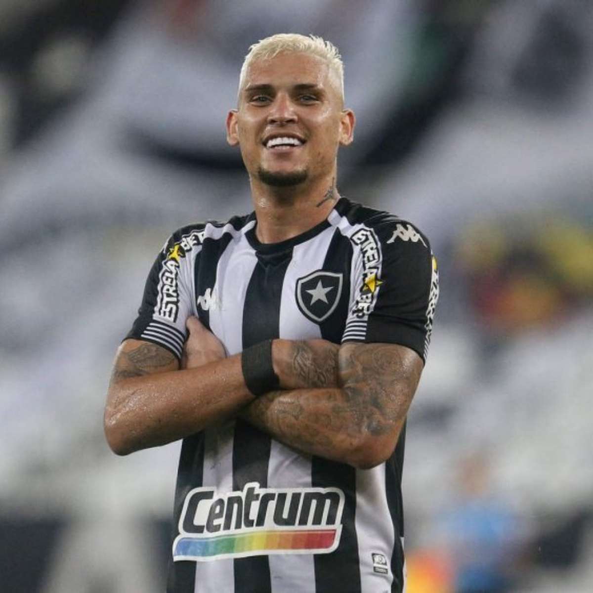 Com seis gols, acreana atacante do Botafogo lidera artilharia do