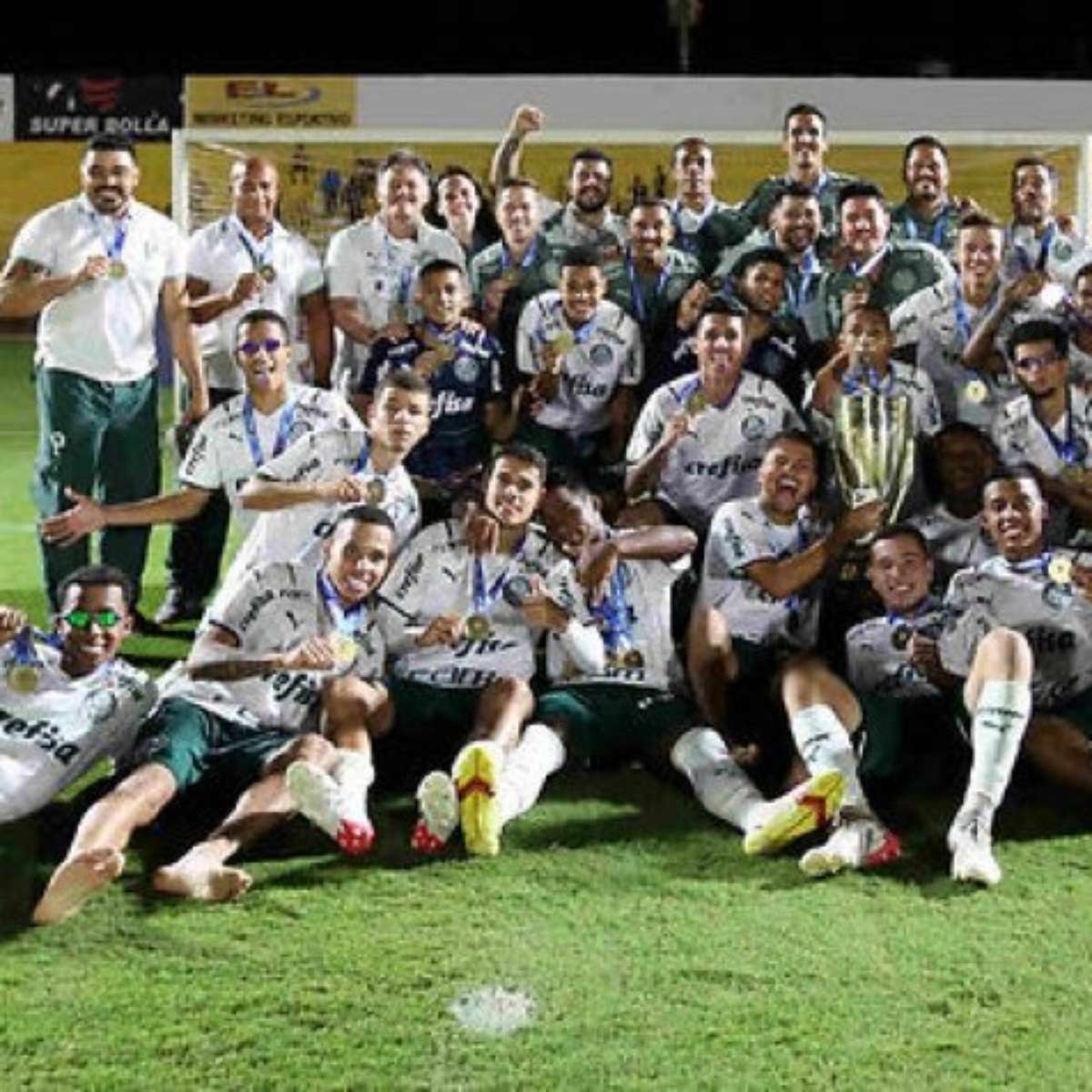 Na estreia da Copinha, Palmeiras utilizou 11 jogadores que já atuaram pelo  profissional em 2021 - Gazeta Esportiva
