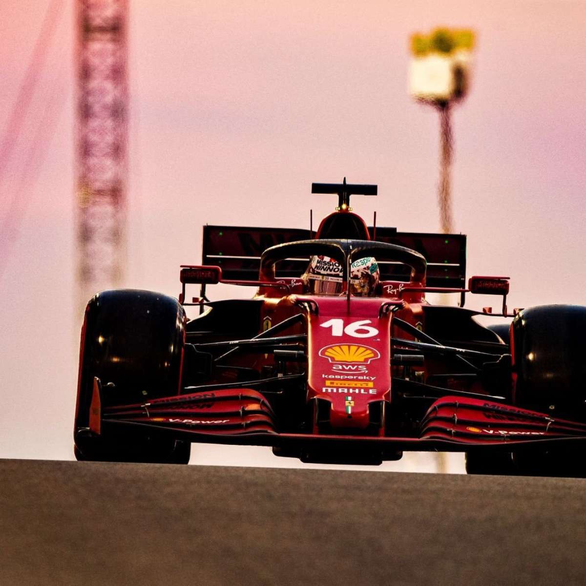 F1: Ferrari F1-75 é o novo carro da equipe para 2022 - InstaCarro