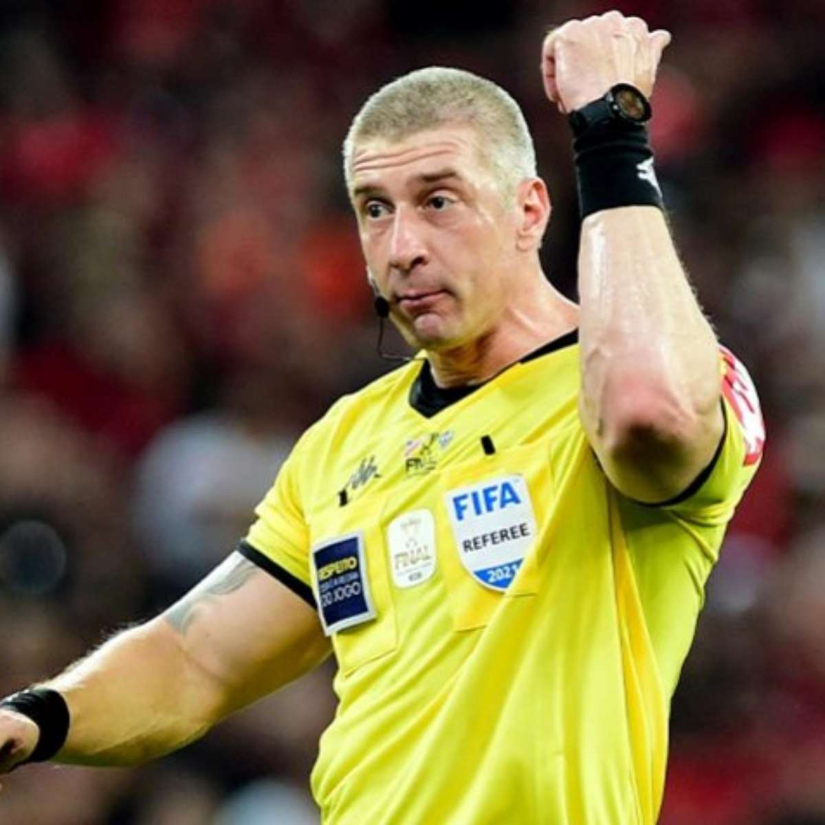 Quem apitou o jogo do Atlético Mineiro?