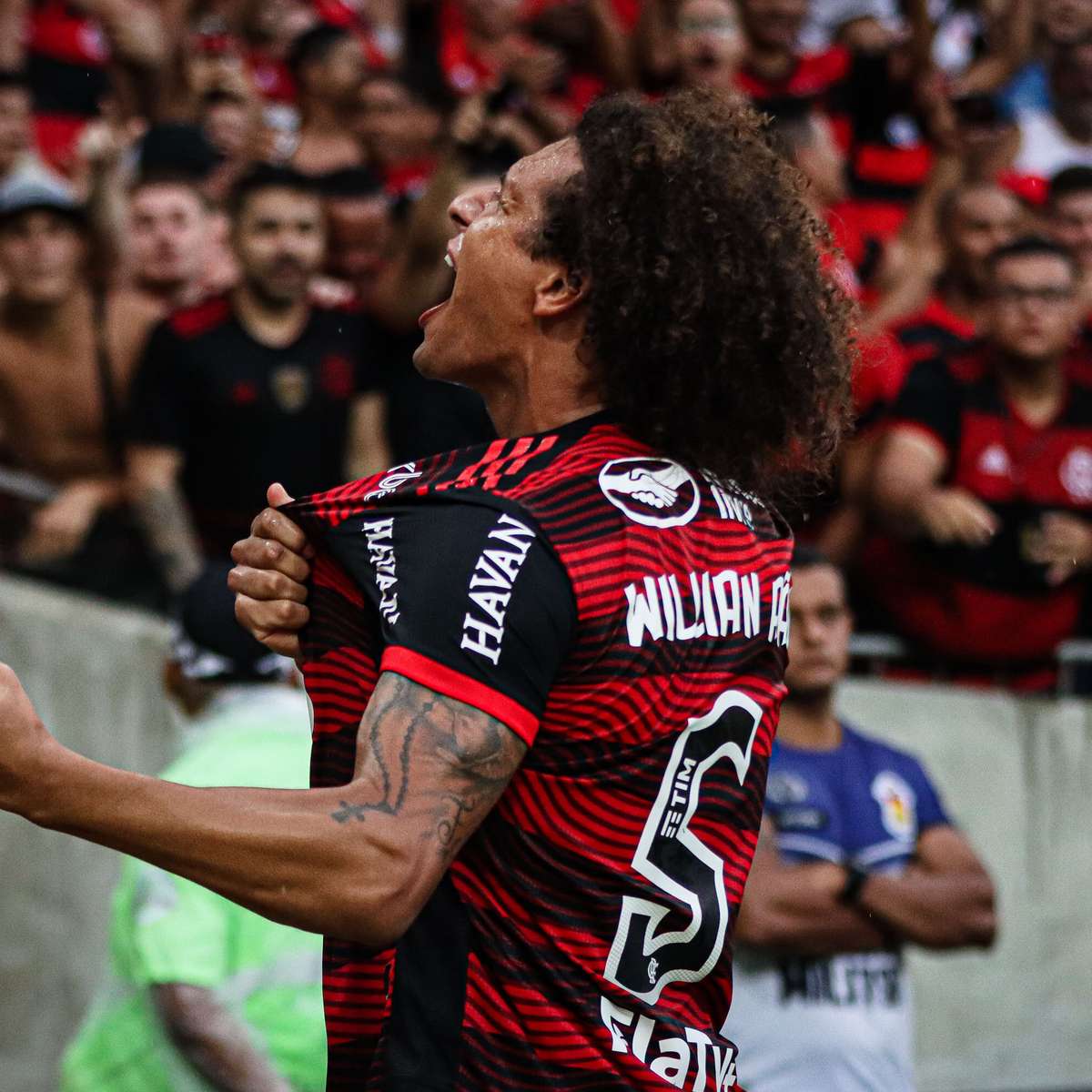 Agora pelo Flamengo, Marinho projeta jogo com o Palmeiras, rival