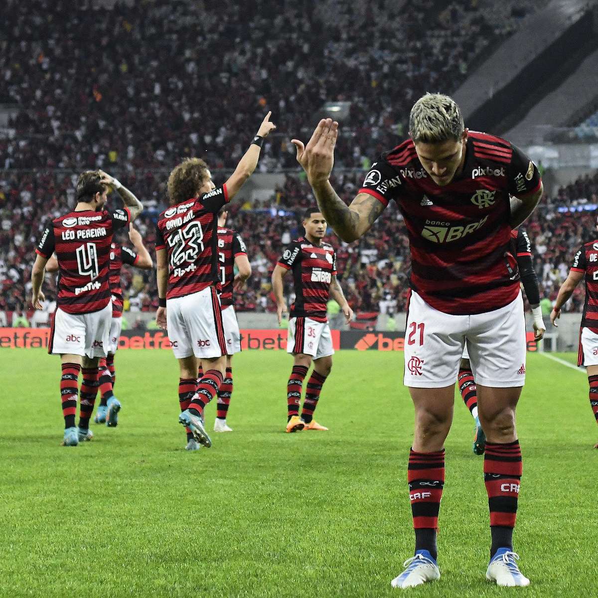 Corinthians pega o Boca, e Flamengo encara Tolima nas oitavas da