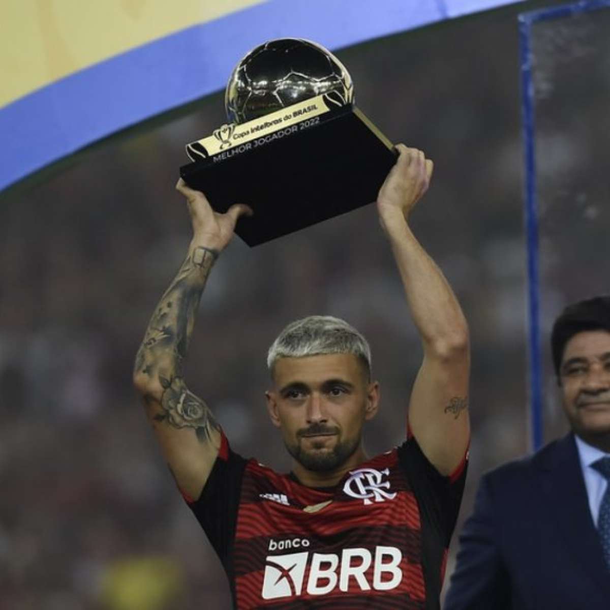 Arrascaeta mira penta da Copa do Brasil em ano difícil do Flamengo
