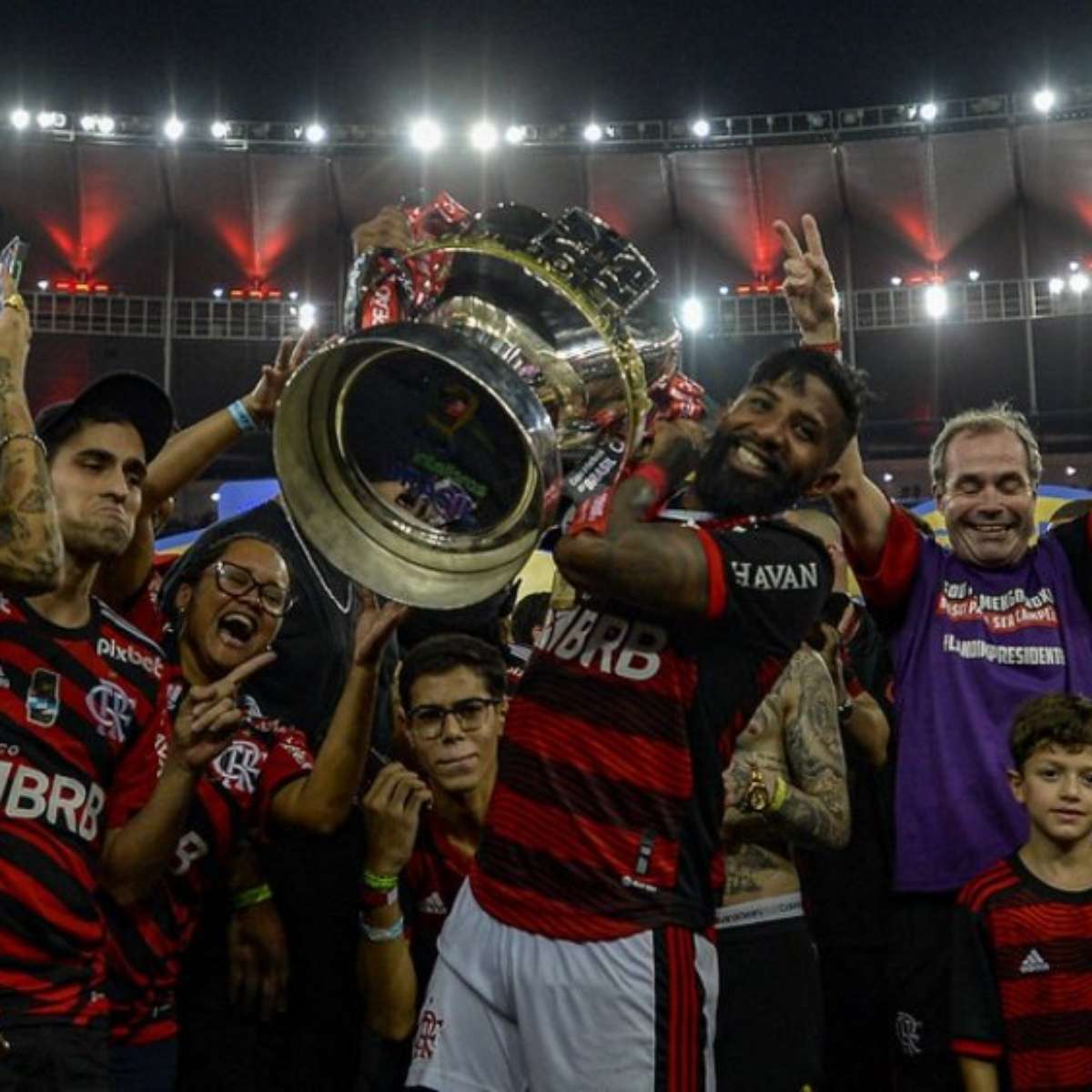 Das críticas ao pênalti decisivo, como Rodinei se tornou herói do Flamengo