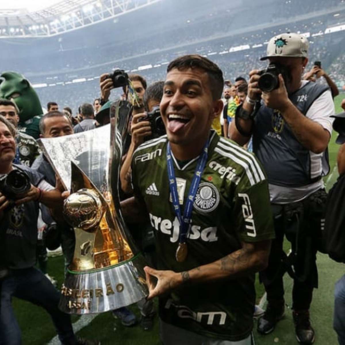 Palmeiras recebe o América-MG no jogo de entrega da taça