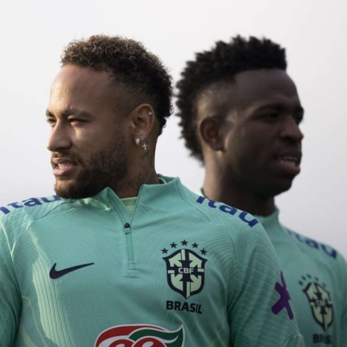 Tite testa time com quatro atacantes e treinos no Qatar ser&atilde;o decisivos  para escala&ccedil;&atilde;o da Sele&ccedil;&atilde;o