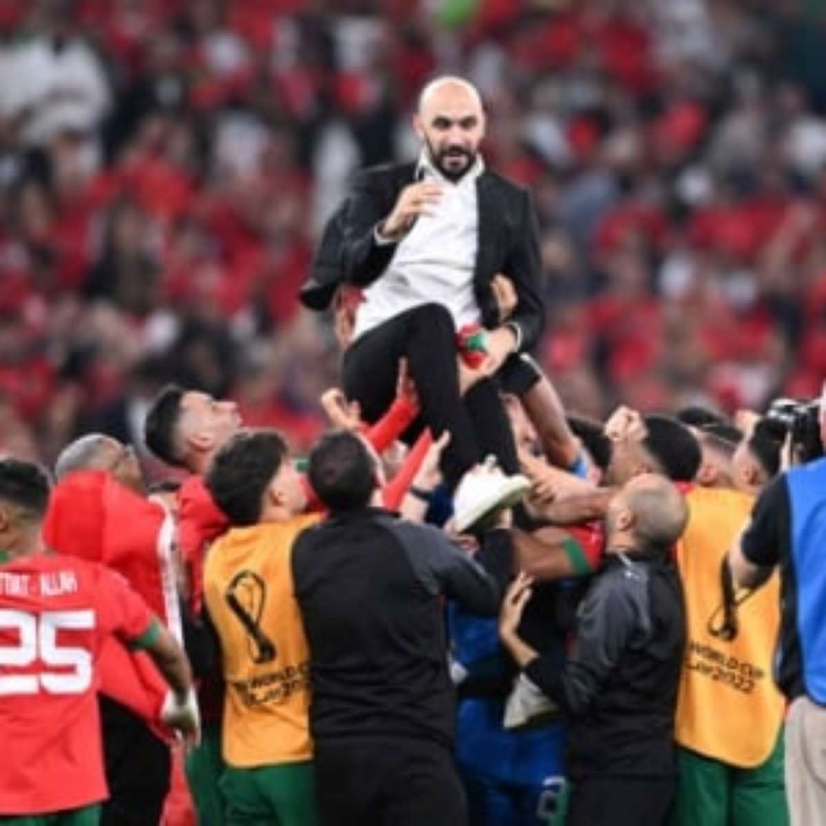 VÍDEO: os melhores momentos da vitória e classificação histórica de  Marrocos sobre Portugal na Copa