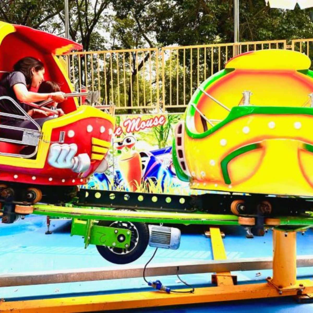 Criançada se diverte com jogos populares no Parque da Sementeira, IMD