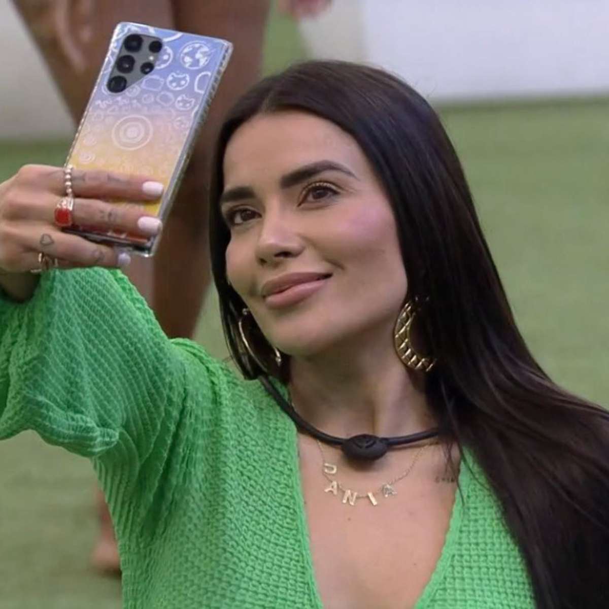 Dania Mendez se surpreende com diferenças entre BBB e La Casa de los  Famosos