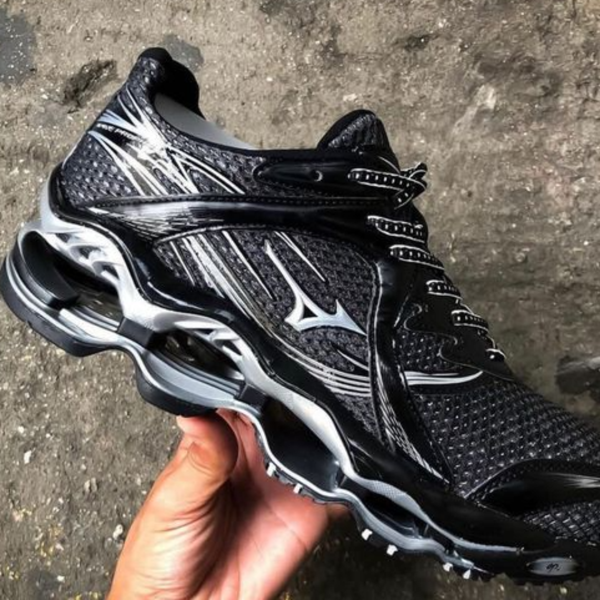 Por que os favelados amam o Mizuno Wave Prophecy 1