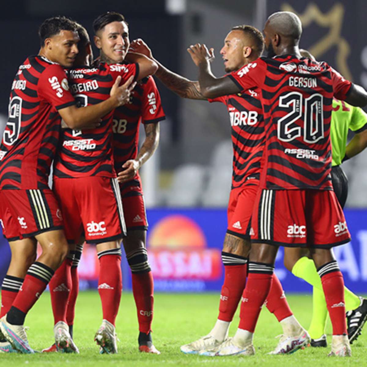 Veja quais jogadores do Flamengo estão na mira de outros clubes