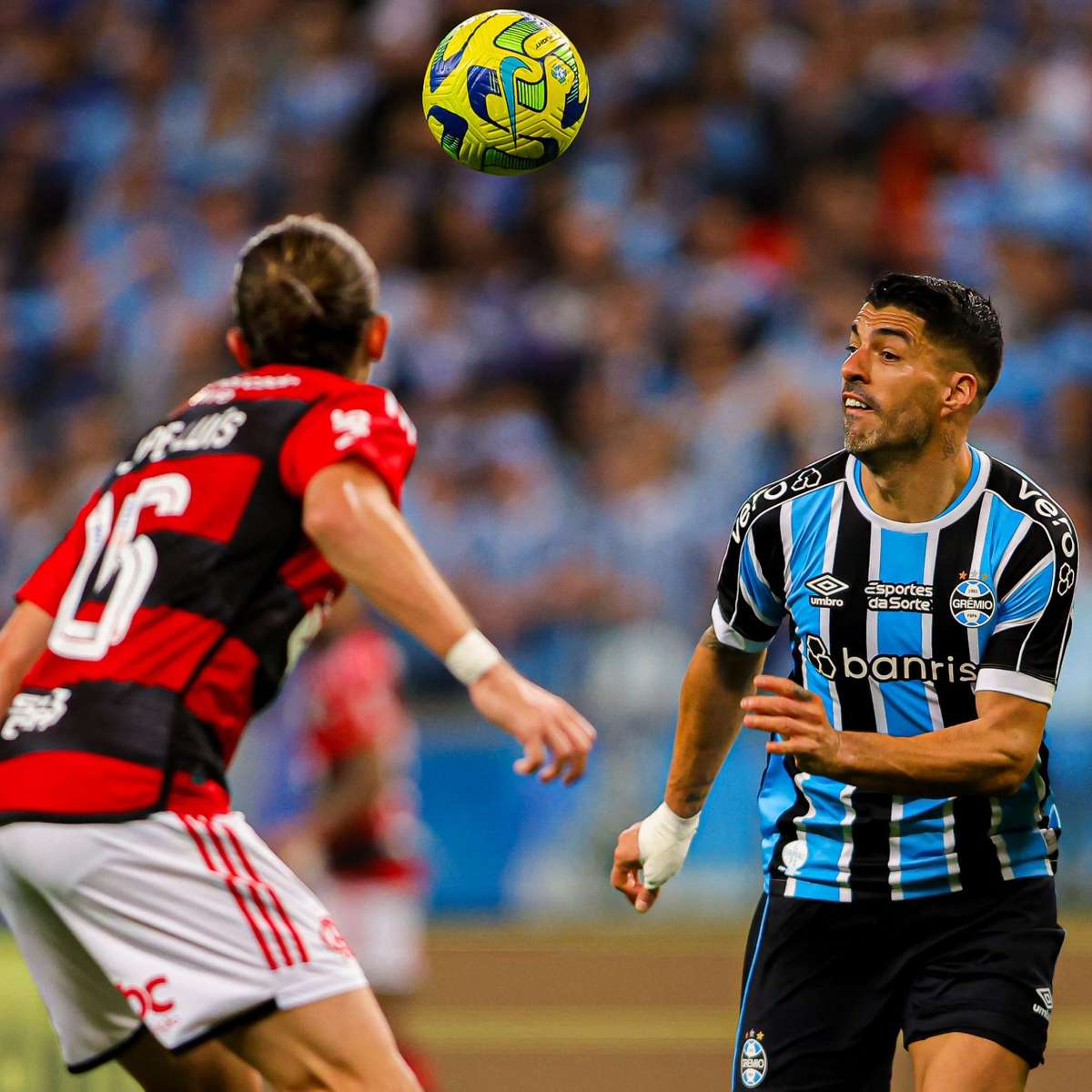 Grêmio recebe Flamengo em jogo de ida da semifinal da Copa do Brasil