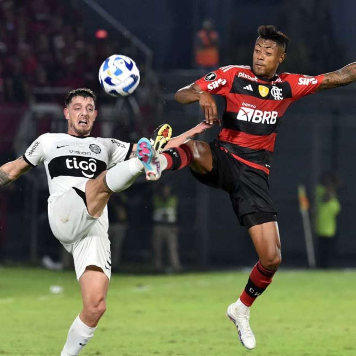 Flamengo perde do Olimpia por 3x1 e é eliminado nas oitavas da Libertadores  - Jogada - Diário do Nordeste