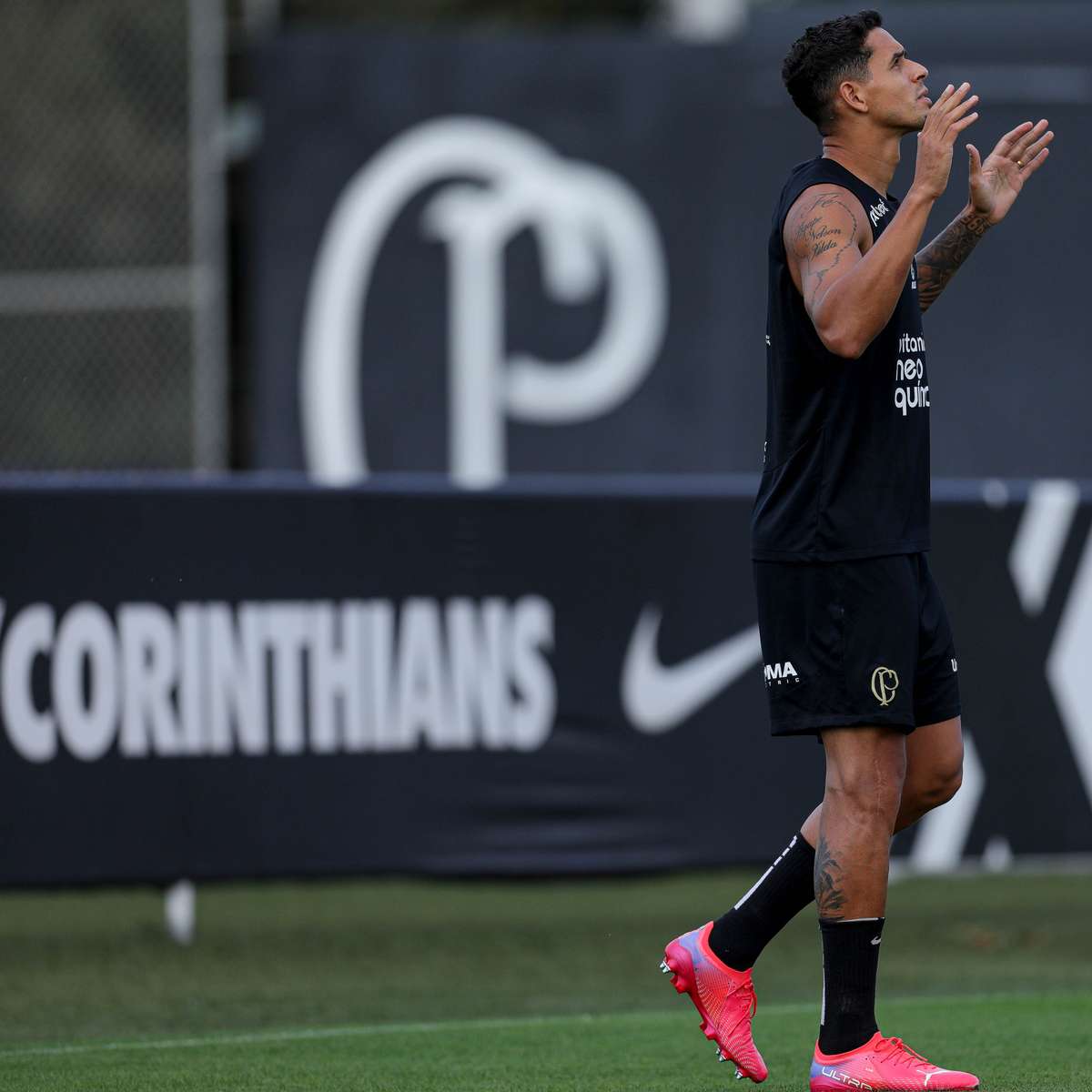 Futebol Masculino: Corinthians treina em BH de olho na próxima rodada do  Brasileirão