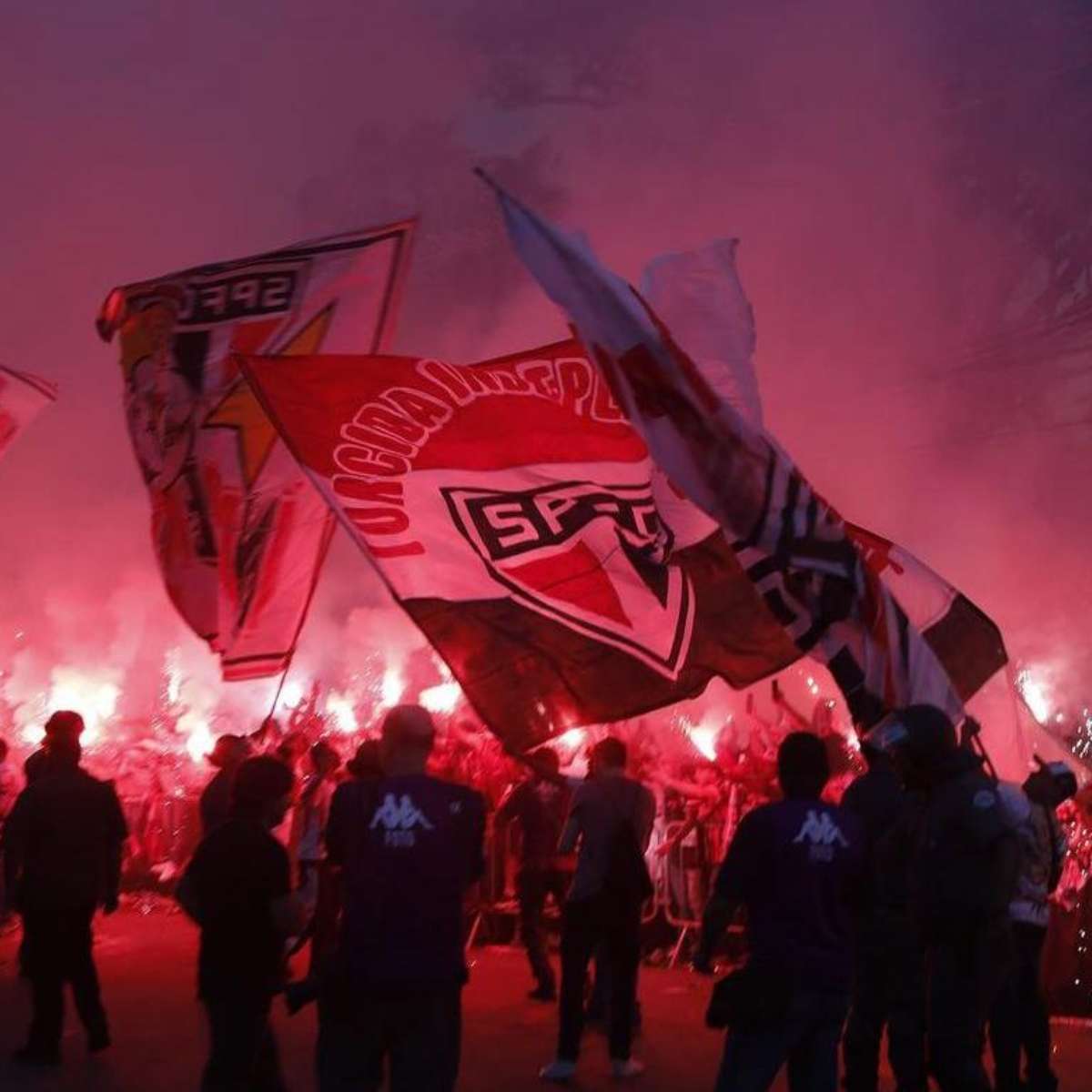PROTESTO! Torcida organizada do São Paulo promoverá apitaço em protesto contra arbitragem no Grêmio