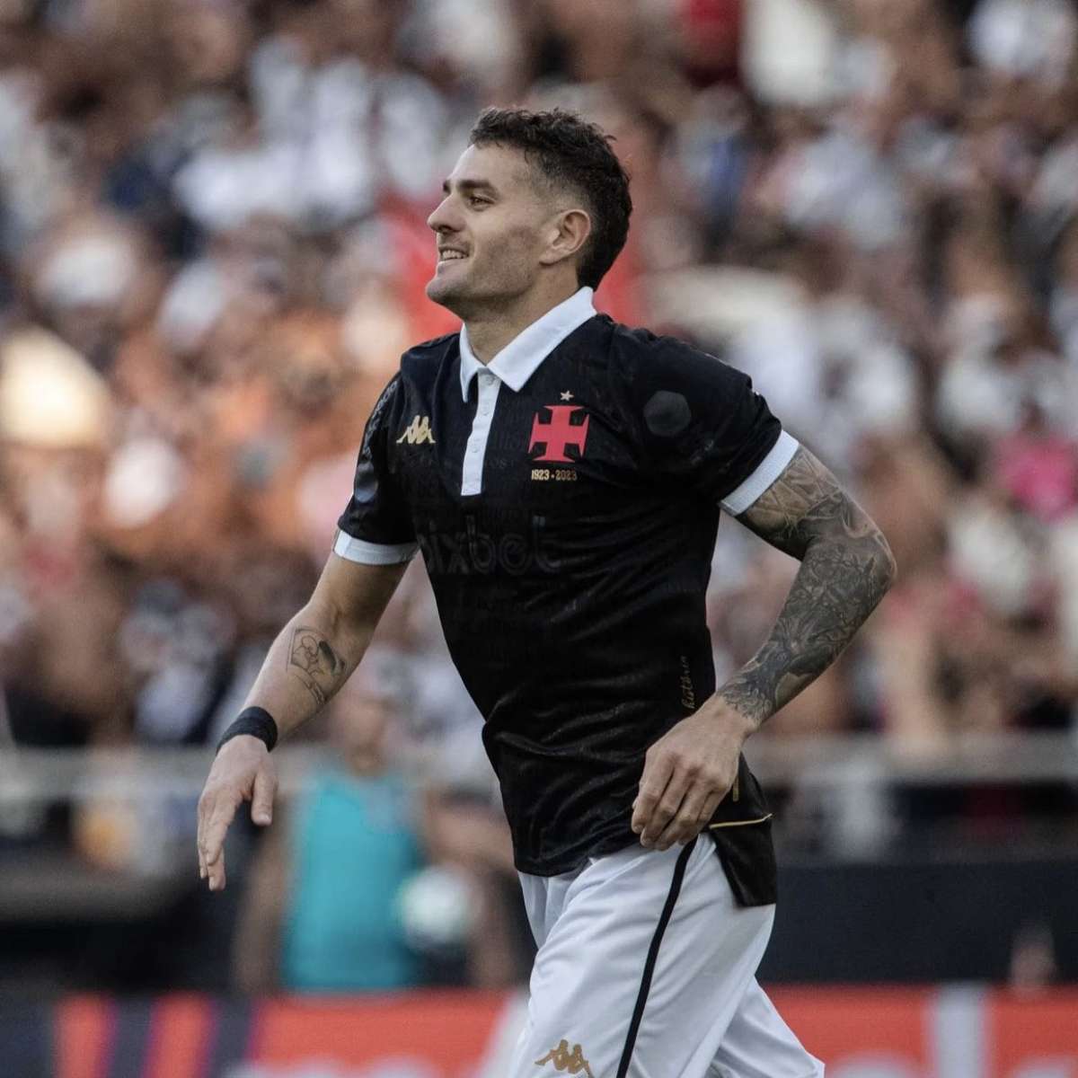 Camisa preta hot sale do vasco 2018