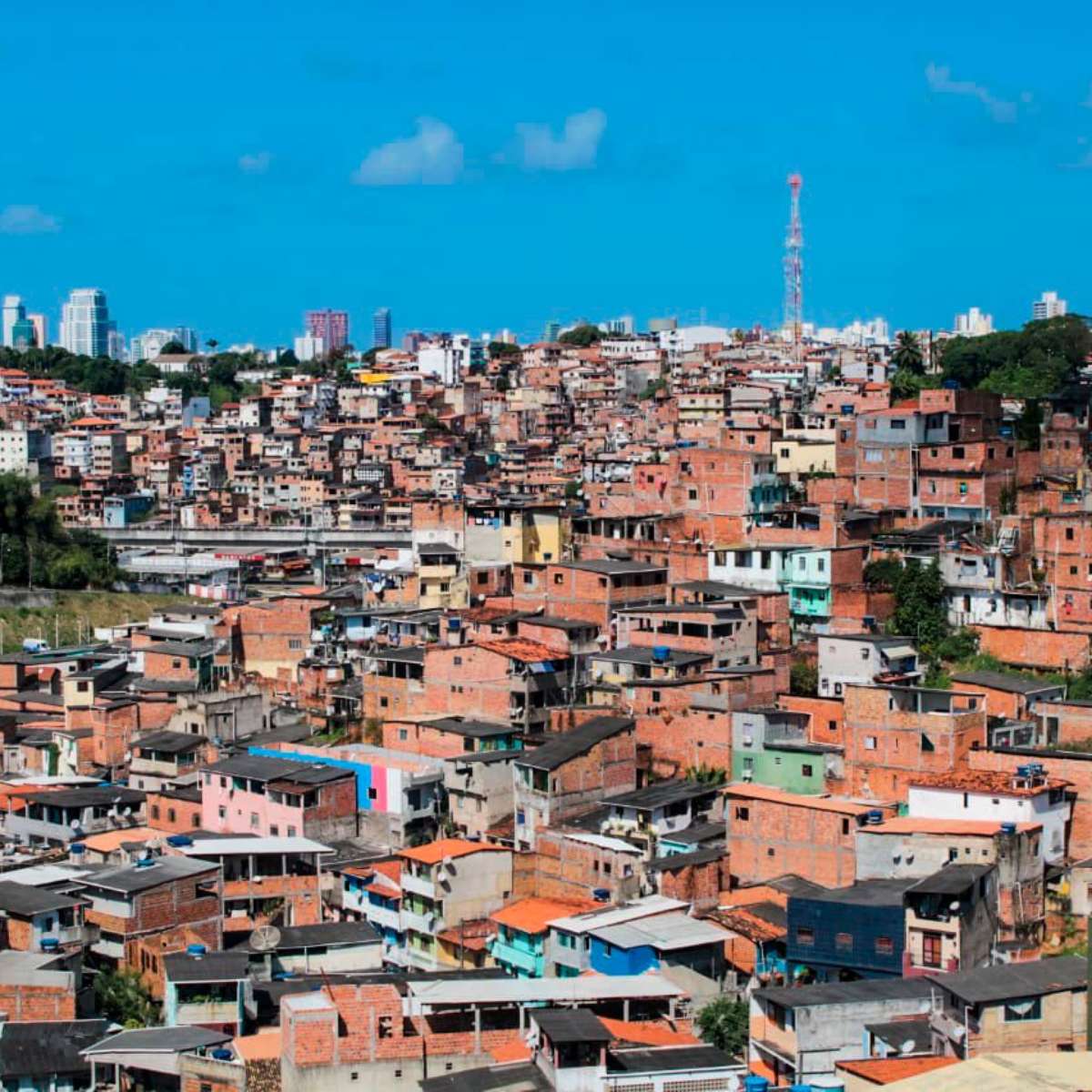 Conheça a cultura e o comércio de Cosme de Faria, periferia de Salvador
