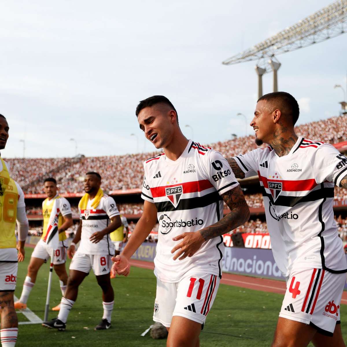São Paulo bate Flamengo e é campeão da Copa do Brasil pela primeira vez