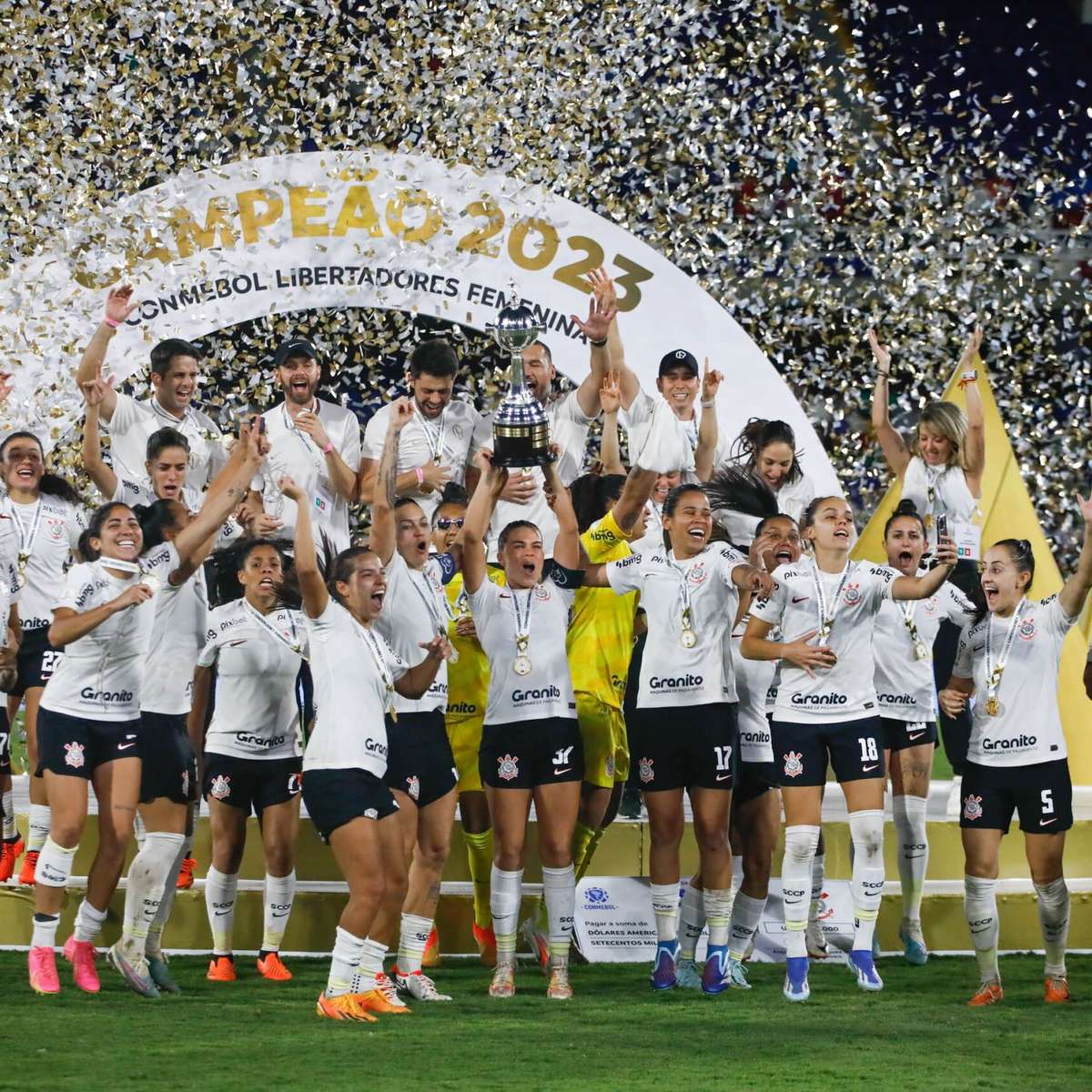 Com premiação recorde, veja quanto Corinthians pode receber com título do  Brasileiro feminino - Gazeta Esportiva