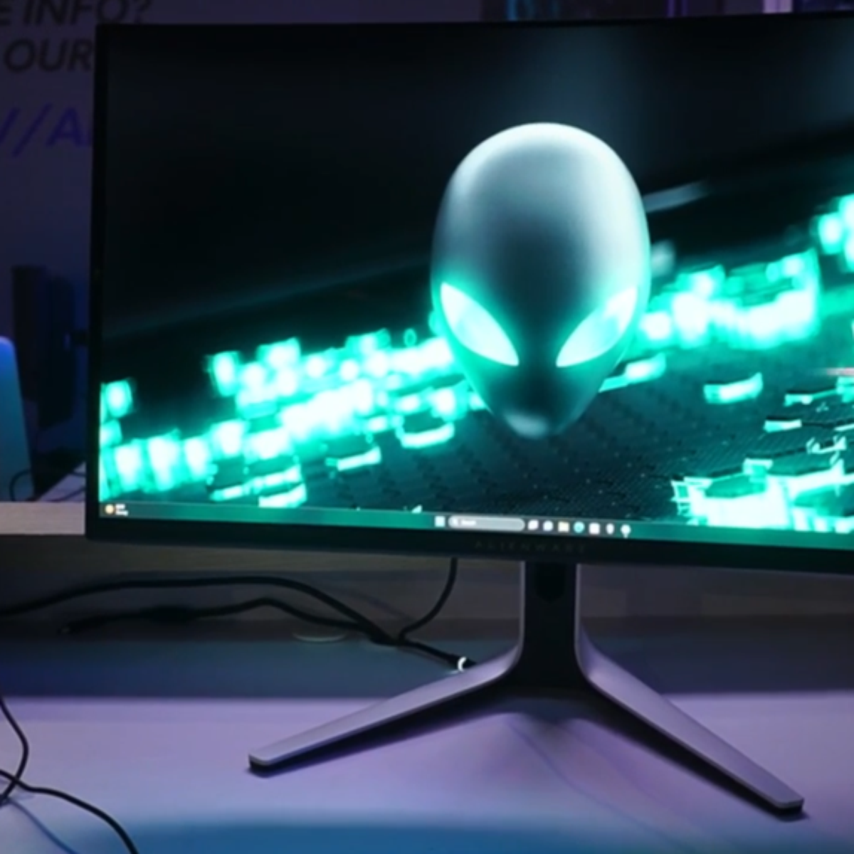 Alienware revela monitores QD-OLED 4K e QHD com 360Hz