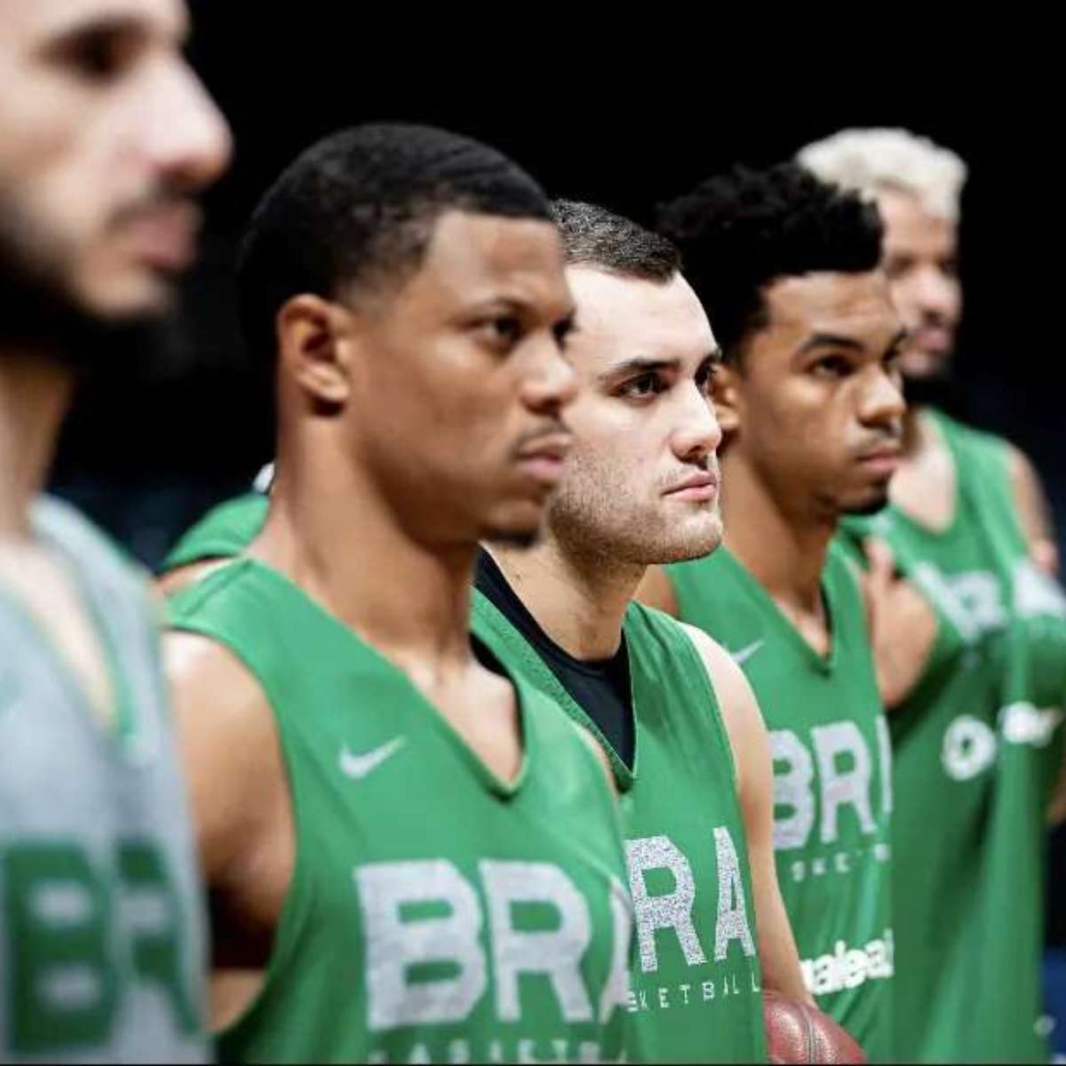 Seleção masculina de basquete vence Porto Rico e passa invicta para a  semifinal dos Jogos Pan