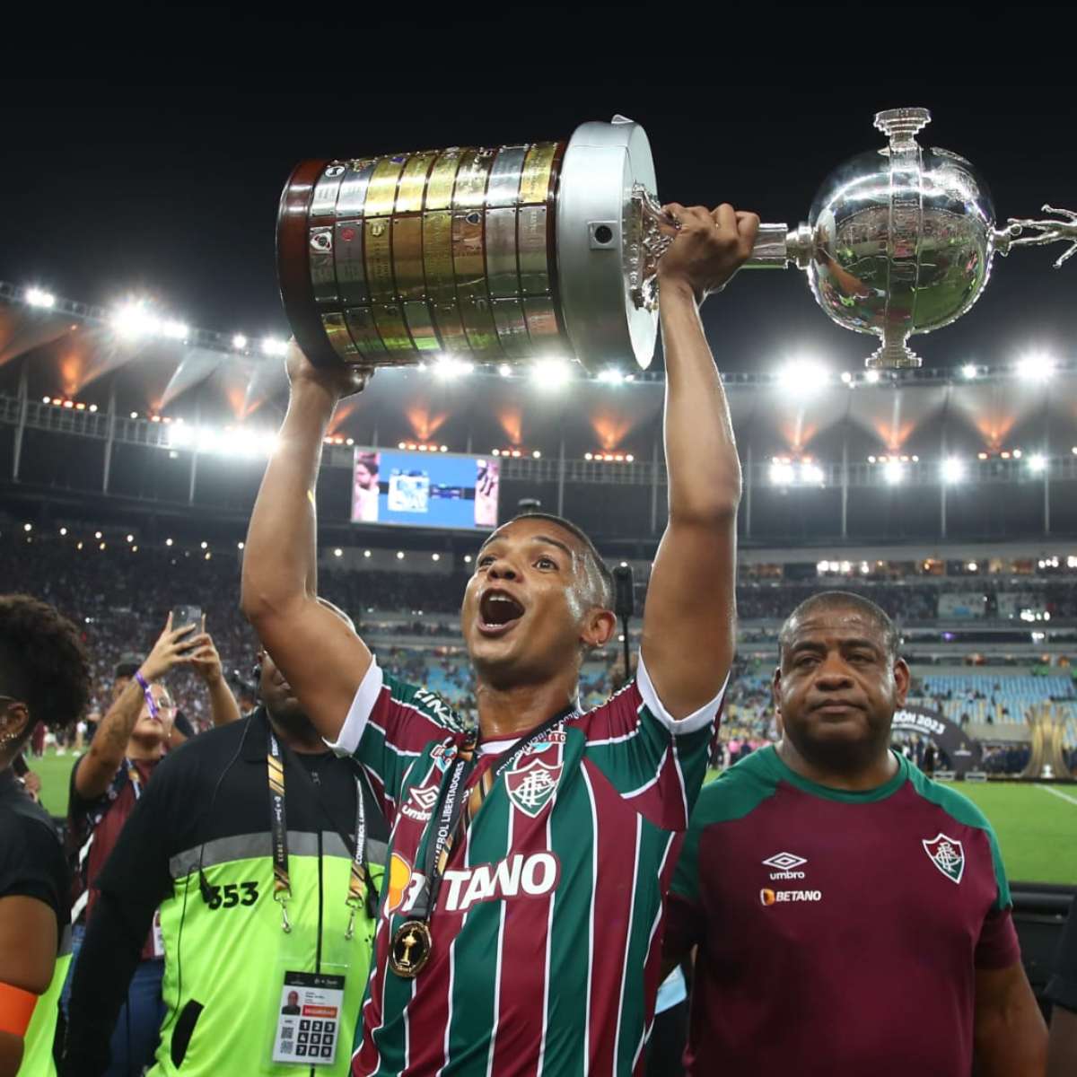 David Braz exalta preleção de Diniz antes da decisão, 'foi emocionante'