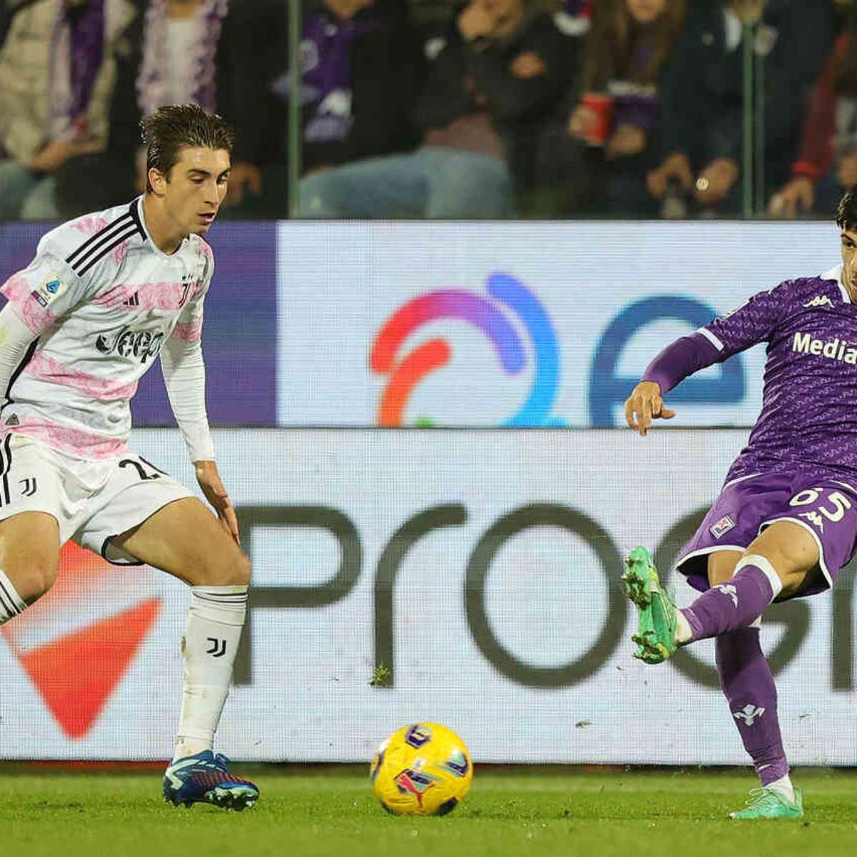 Juventus bate Fiorentina e segue na cola da Inter de Milão, líder do  Italiano