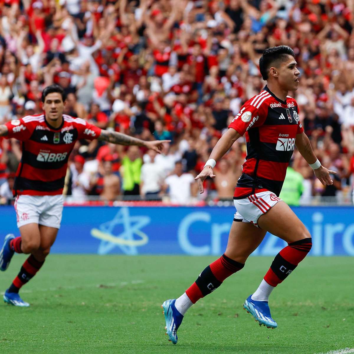 Pênalti para Flamengo contra Santos não foi revisado pelo VAR
