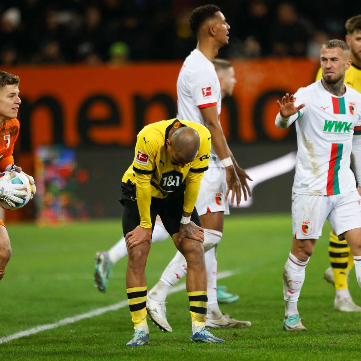 Quatro equipas chegam aos 9 pontos; Dortmund ganha com reviravolta 