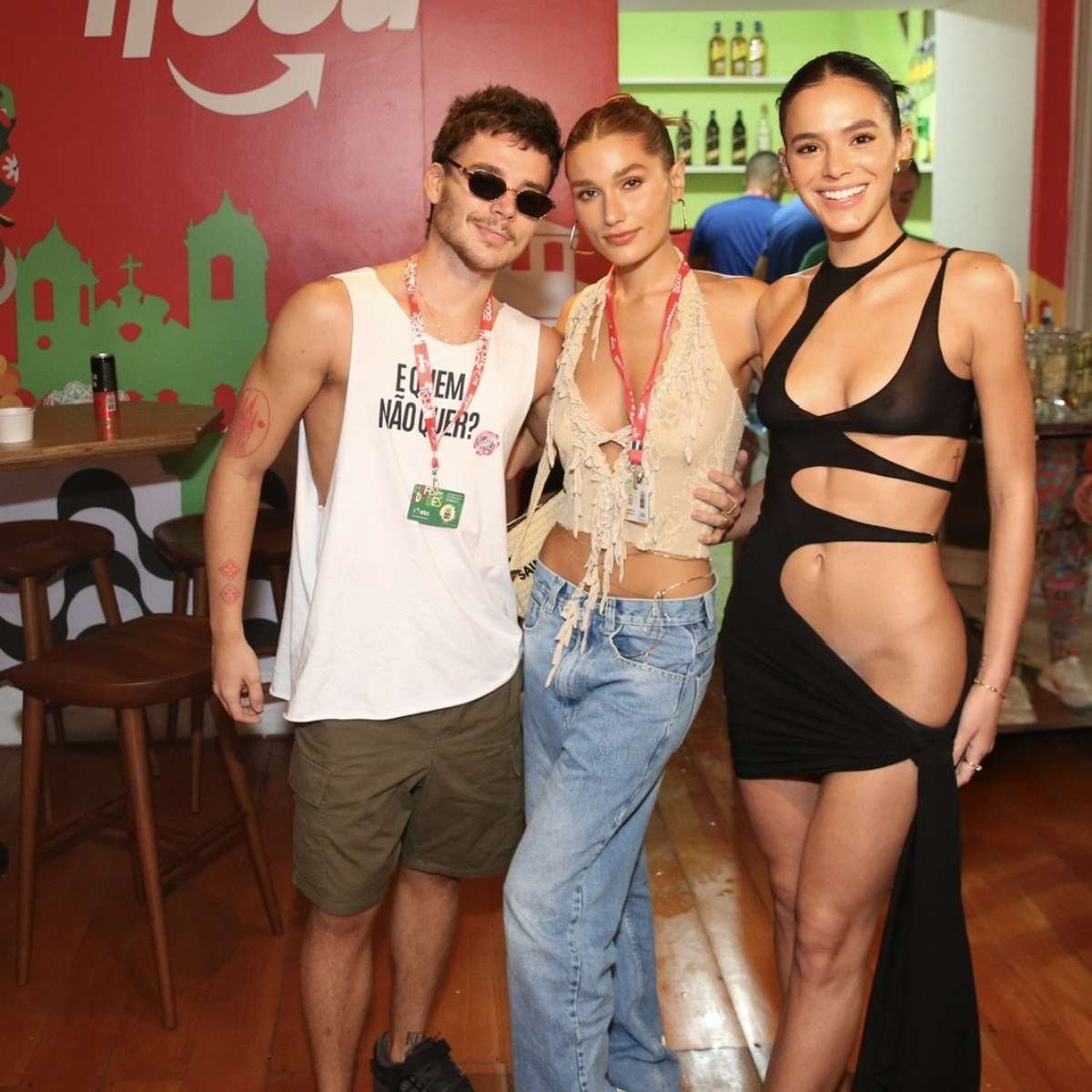 Saia transparente 2024 bruna marquezine