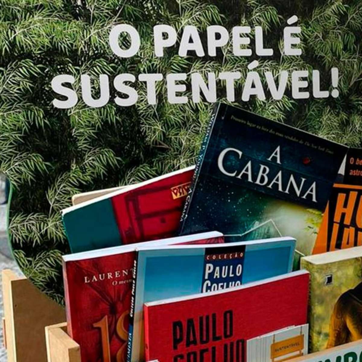 Campanha incentiva troca gratuita de livros no Centro de Curitiba nesta  semana