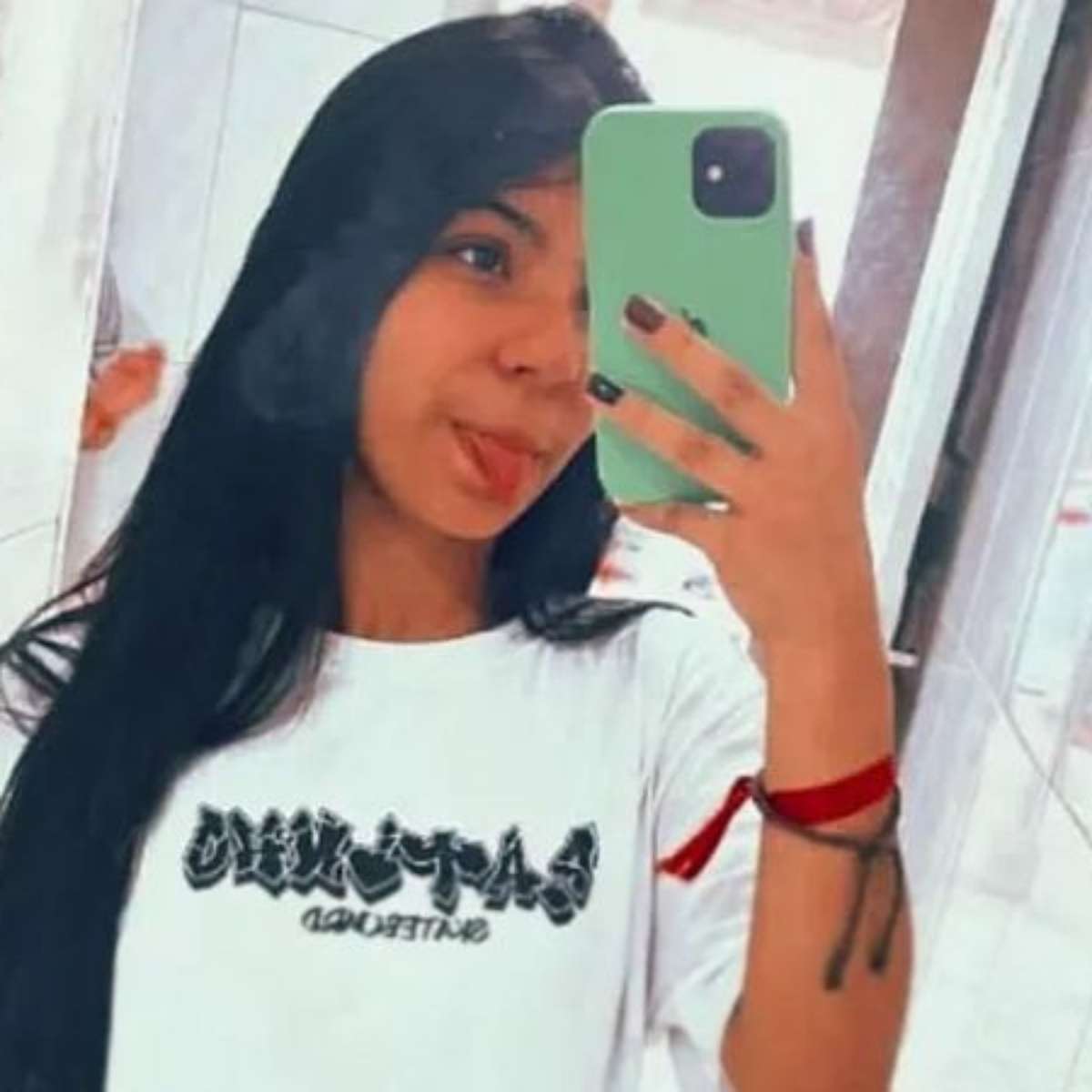 Fotos e mais: novas provas no celular de suspeito pela morte de Vitória vêm à tona