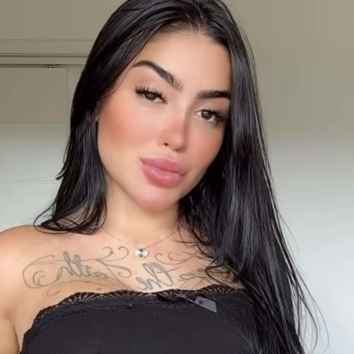 Novo vídeo íntimo de MC Mirella com Dynho Alves viraliza e agita a web