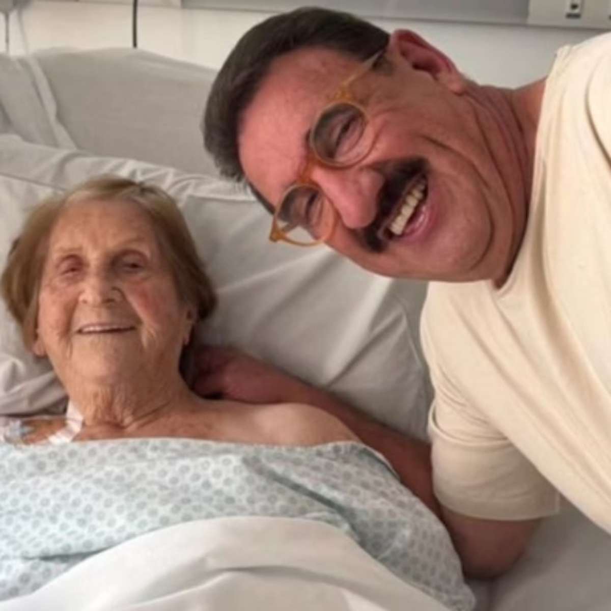 Mãe de Ratinho é internada; veja o motivo