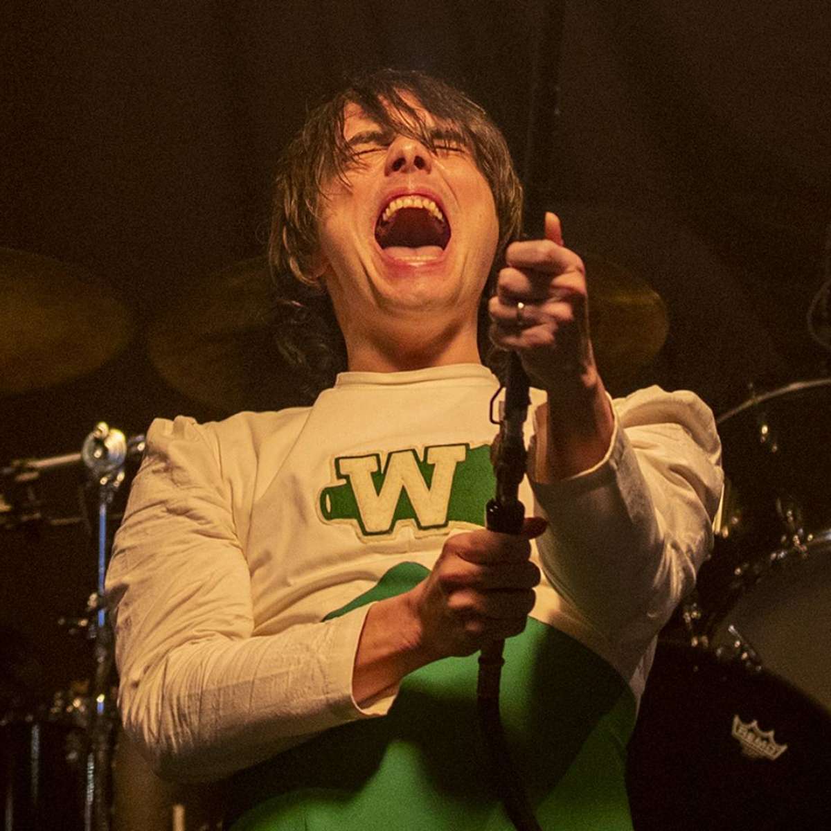 Gerard Way (My Chemical Romance) participa de música de death metal