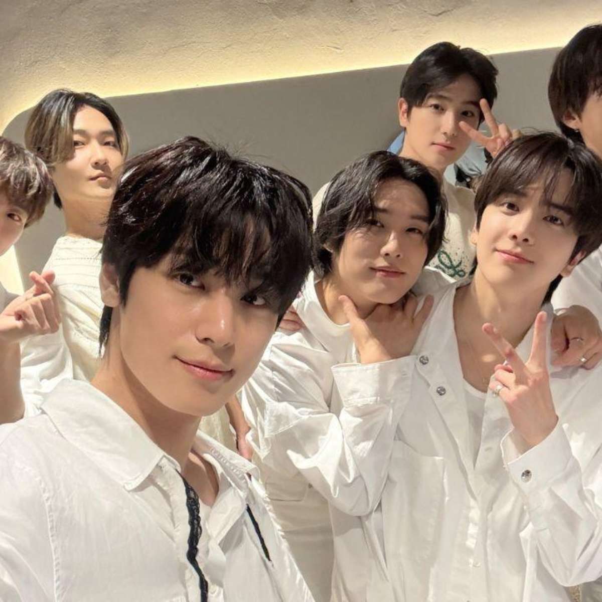 THE BOYZ: 9 membros deixam agência após disputa por dinheiro