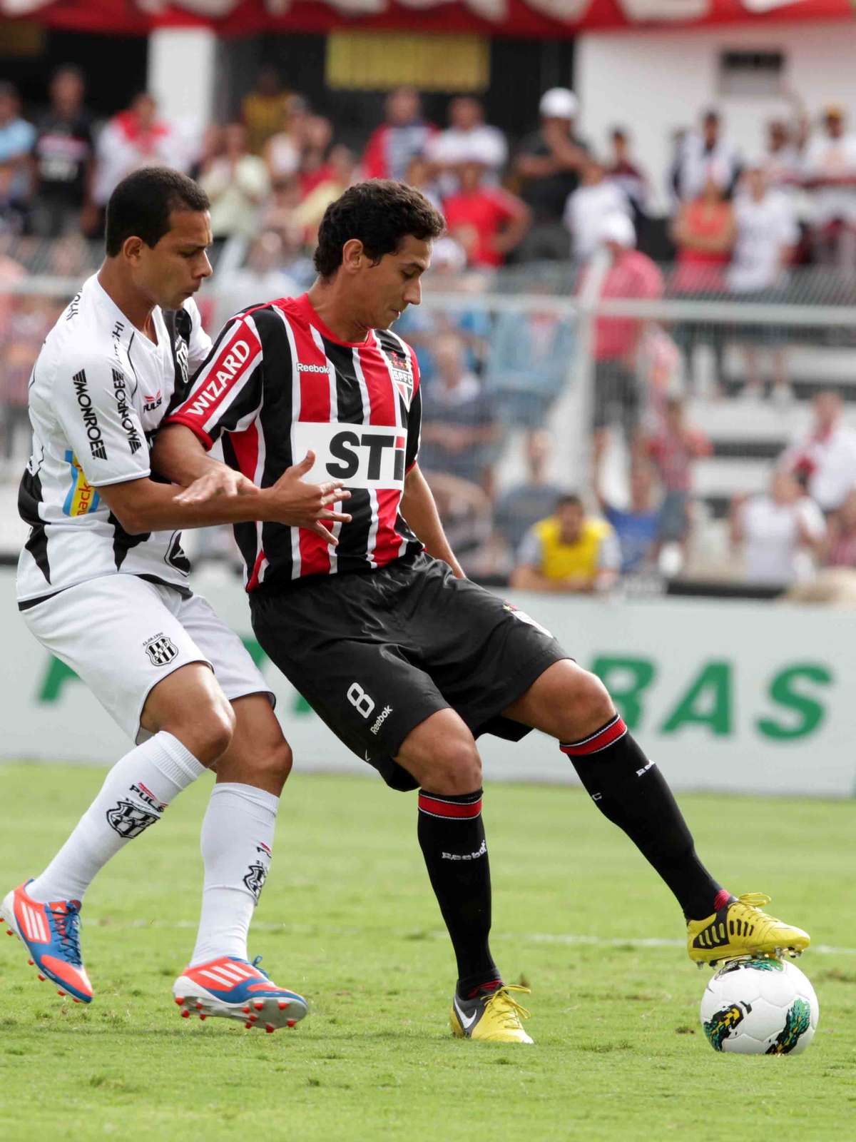 Pedro Raul anuncia saída do Goiás: Sigo para um novo caminho, goiás