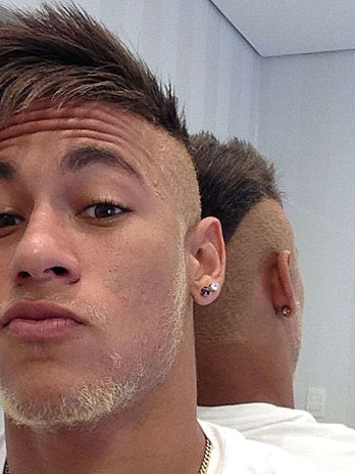 Foto: Internautas lembraram implicância de Neymar com o cabelo de