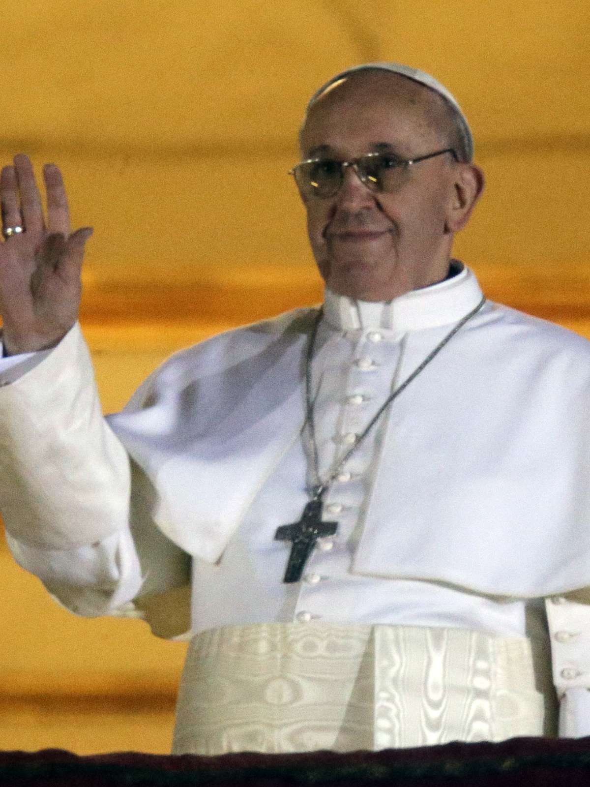 Novo papa é o argentino Jorge Mario Bergoglio: papa Francisco