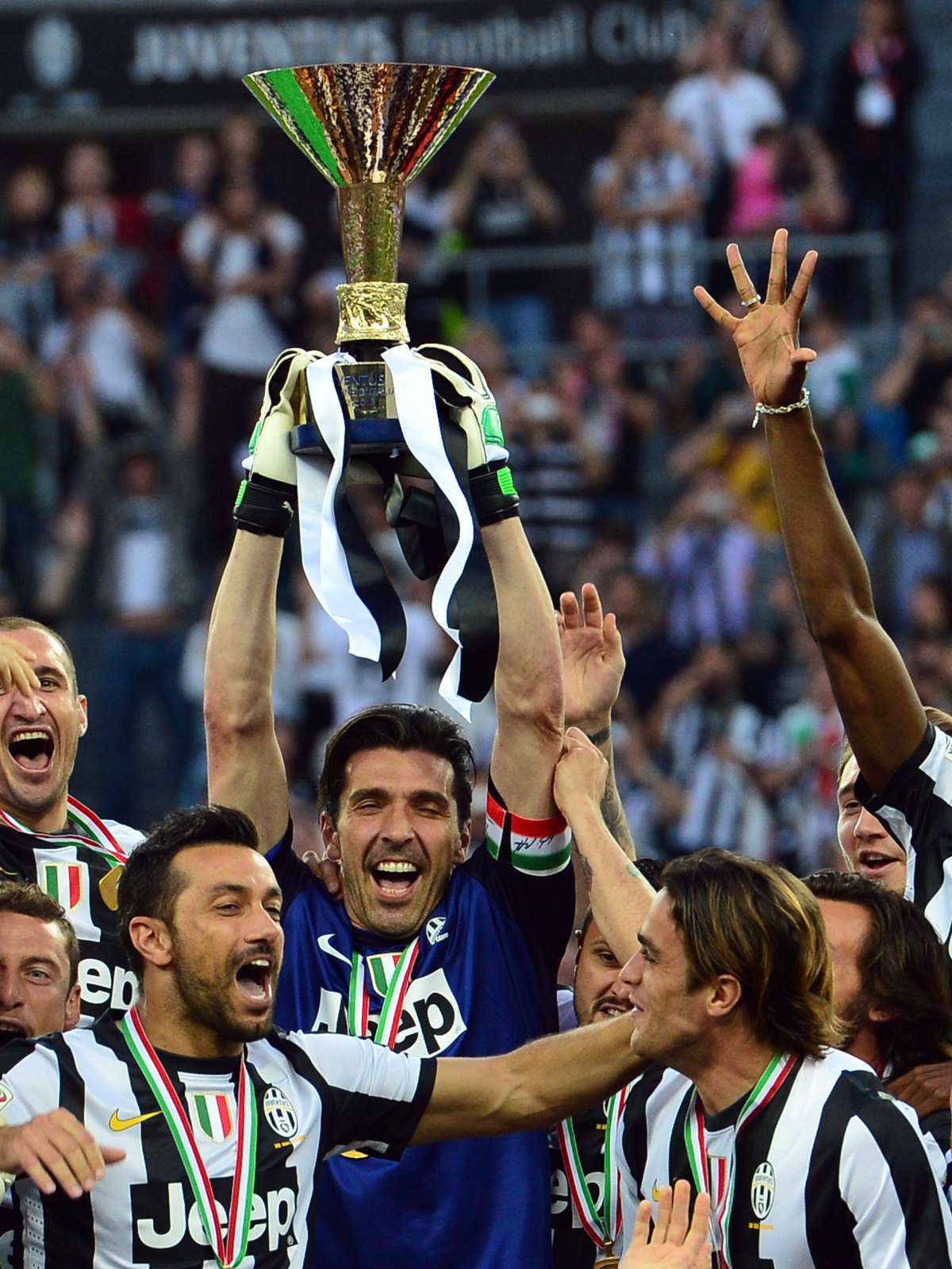 Encerrado pela pandemia, Italiano Feminino declara Juventus campeã da  temporada, futebol internacional