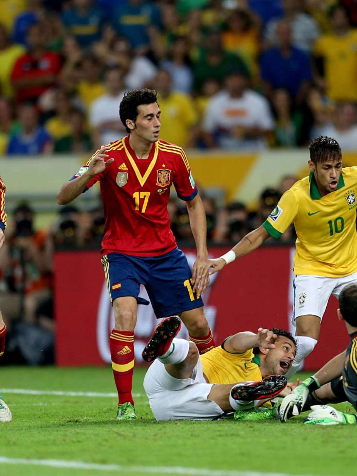 Com olé, Brasil humilha Espanha e conquista Copa das Confederações