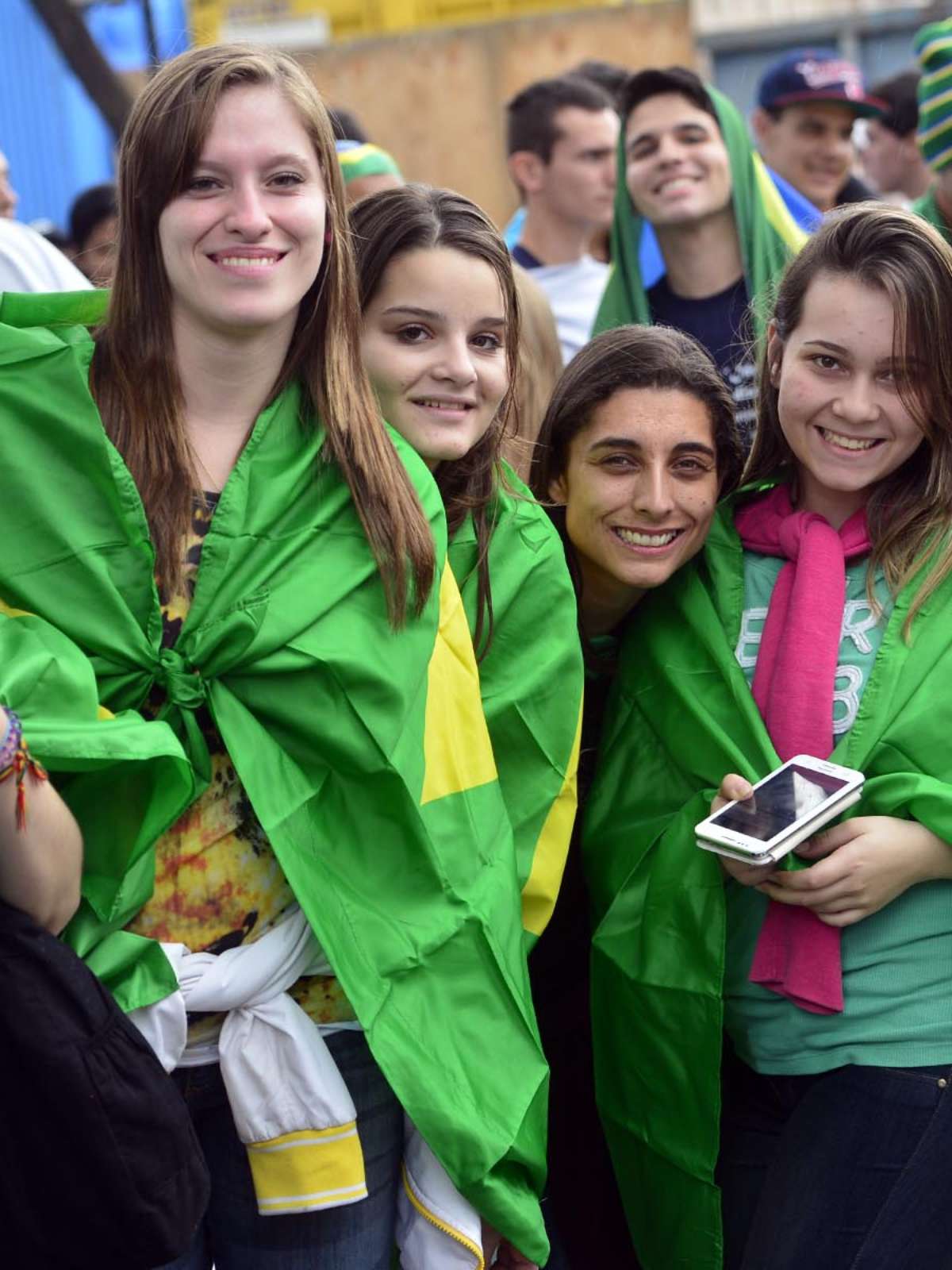 r paraibana Laura Brito participa do desfile da Unidos de