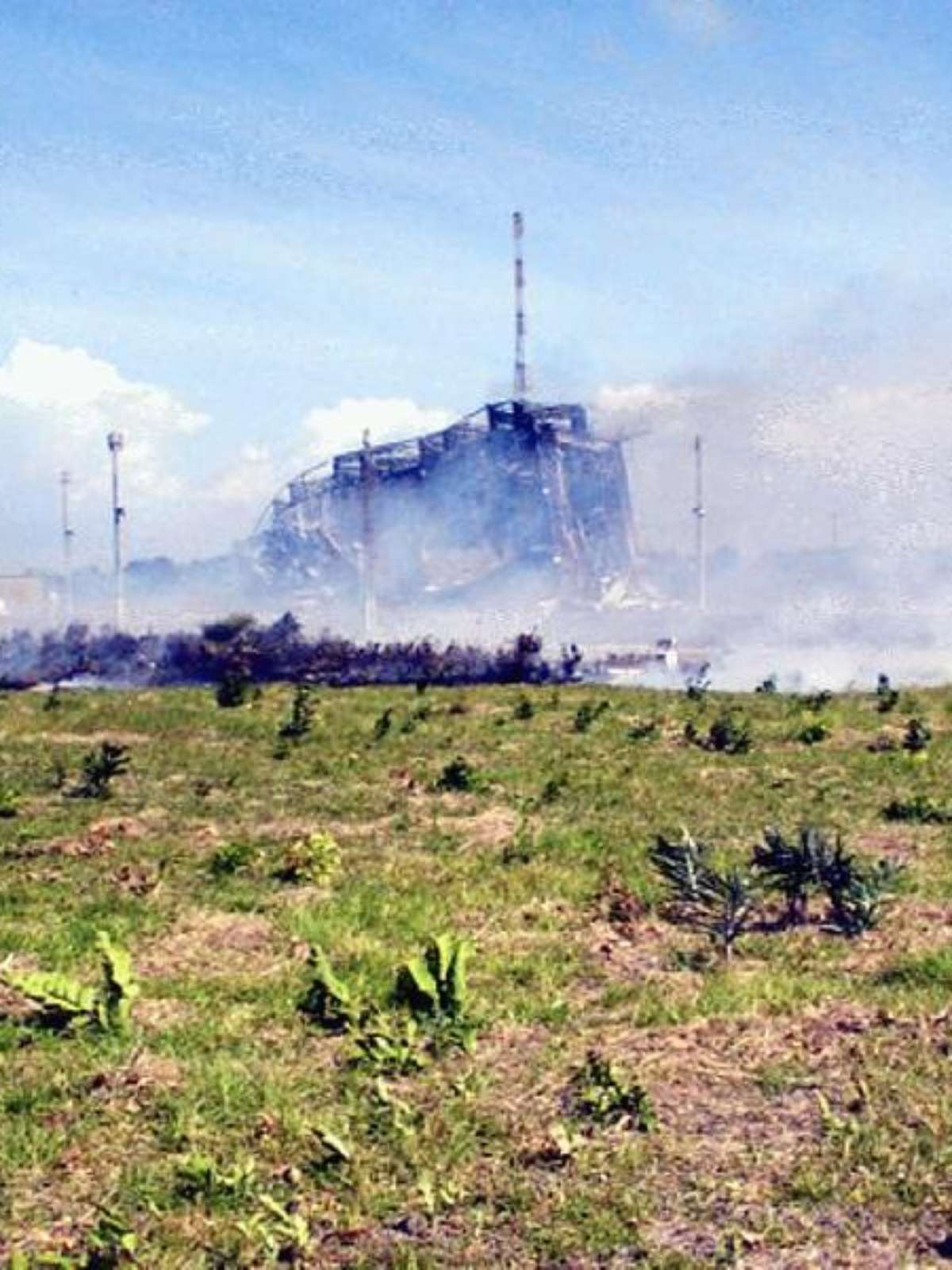 Análise Técnica do Relatório da Investigação do Acidente Ocorrido com o  VLS-1 V03, em 22 de agosto de 2003, em Alcântara, Maranhão.