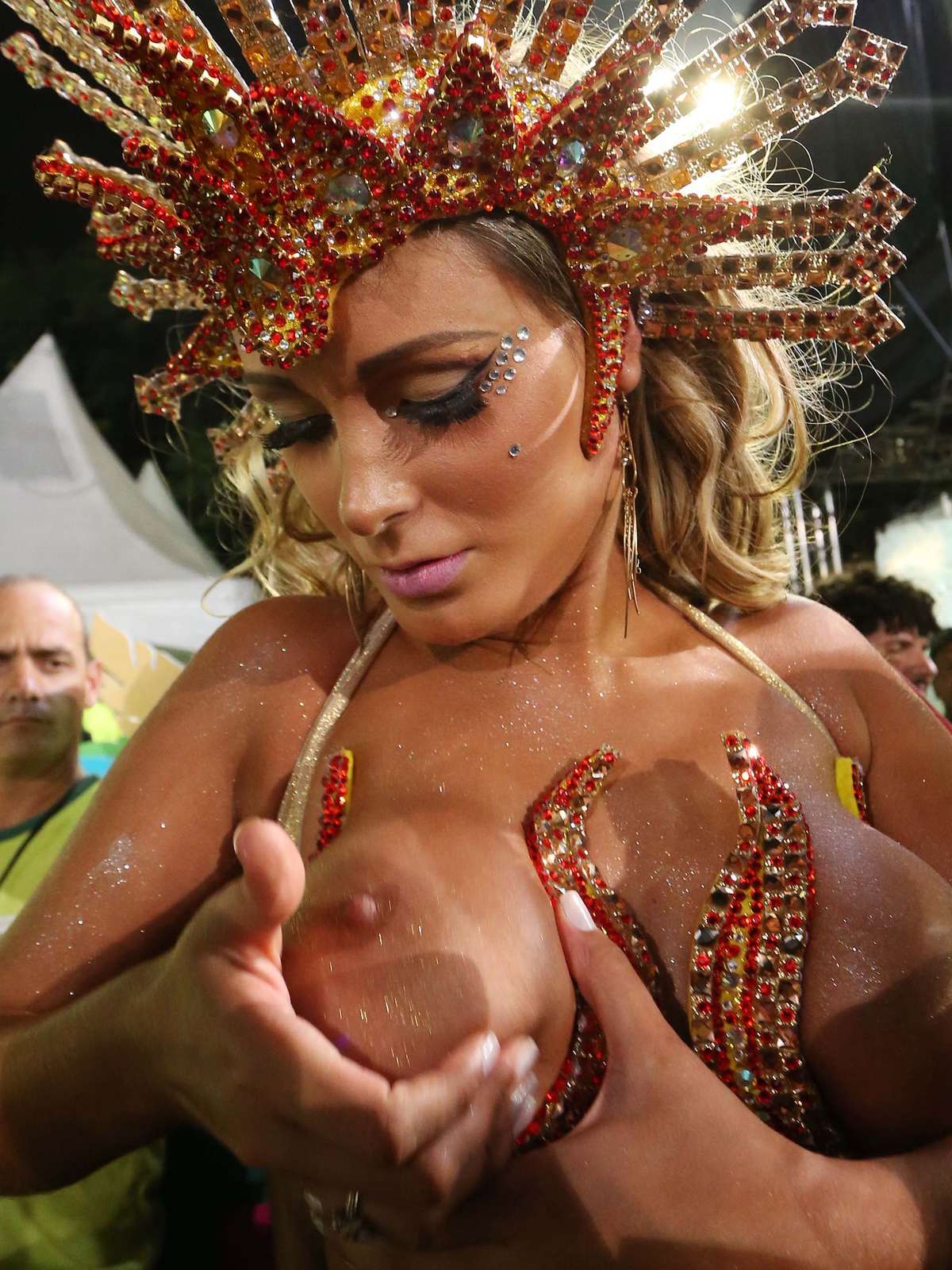 Carnaval 2023 mulheres nuas